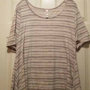 Final ... Lularoe XL Perfect T